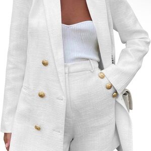 Elegant White Blazer and Shorts Set with Gold Buttons Tweed